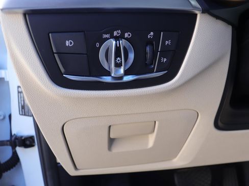 Used 2020 BMW X3 sDrive30i w/ Premium Package image 29