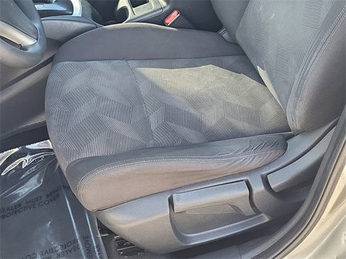 Used 2016 Nissan Rogue S image 21