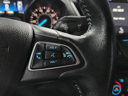 Used 2019 Ford Escape SEL image 28