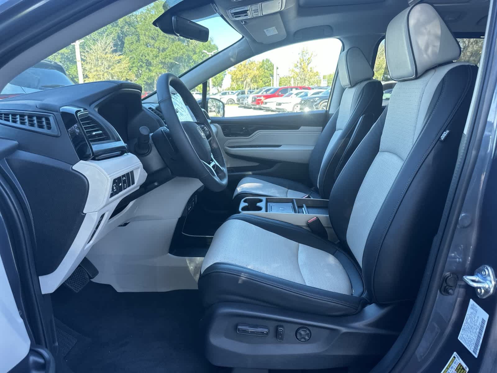 New 2027 Honda Odyssey Elite image 13