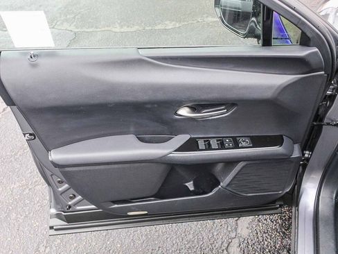 Used 2020 Lexus UX 250h image 21