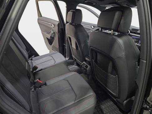 Used 2025 Audi Q3 2.0T Premium Plus w/ Premium Plus Package image 13