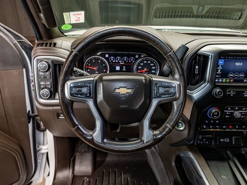 Used 2021 Chevrolet Silverado 3500 LTZ w/ LTZ Premium Package AWD/4WD image 15