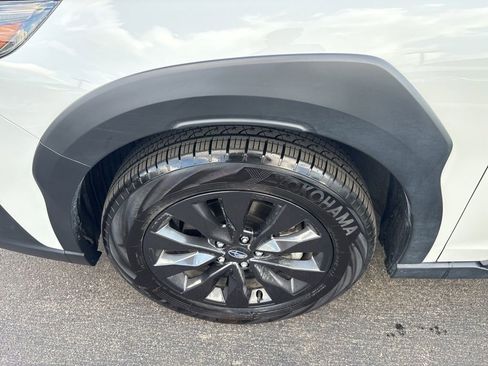 Certified 2025 Subaru Outback Onyx Edition XT image 8
