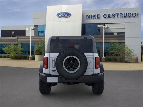 New 2025 Ford Bronco Outer Banks w/ Sasquatch Package image 5