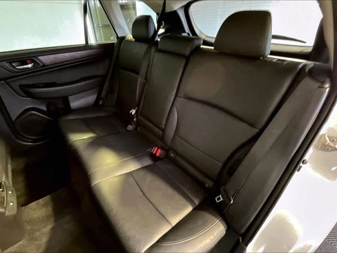 Used 2015 Subaru Outback 2.5i Limited image 20