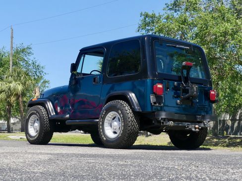 Used 1995 Jeep Wrangler Rio Grande AWD/4WD image 17