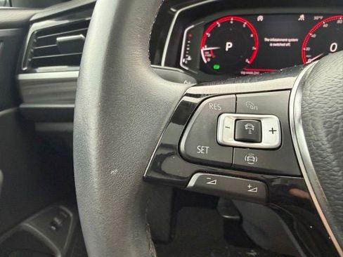 Used 2019 Volkswagen Jetta SEL image 16