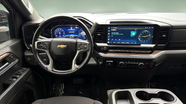 Used 2024 Chevrolet Silverado 2500 LT AWD/4WD image 10