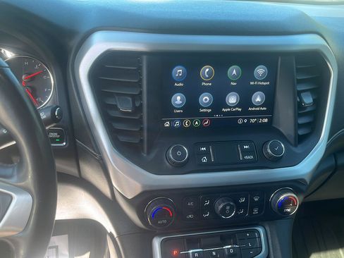 Used 2021 GMC Acadia SLT w/ Technology Package AWD/4WD image 21