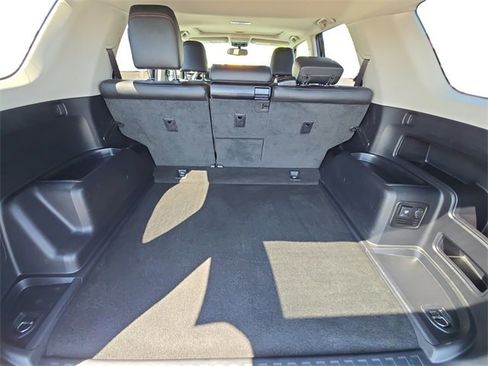 Used 2019 Toyota 4Runner TRD Off-Road image 7