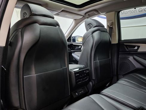 Used 2024 Acura MDX SH-AWD w/ Technology Package image 16