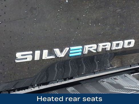 Used 2025 Chevrolet Silverado EV RST image 32