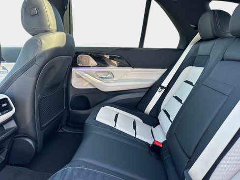 New 2026 Mercedes-Benz GLE 53 AMG 4MATIC image 13