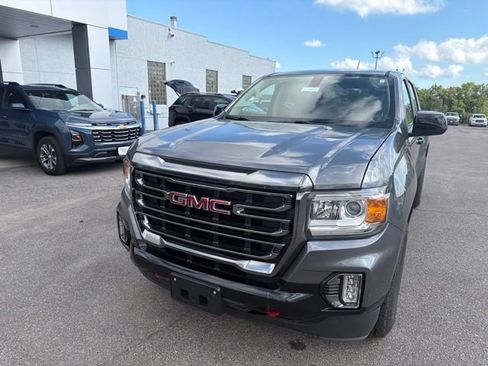 Used 2022 GMC Canyon AT4 w/ Trailering Package AWD/4WD image 4