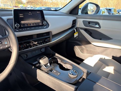 New 2026 Nissan Rogue SV image 23