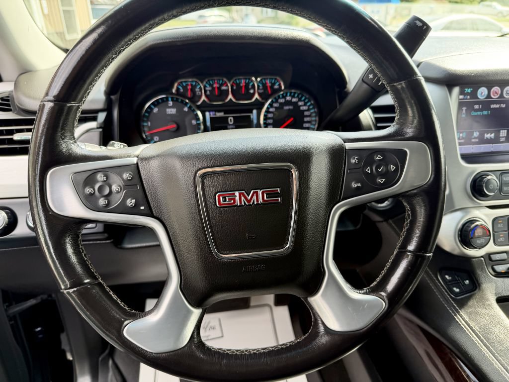 Used 2018 GMC Yukon SLT w/ Open Road Package AWD/4WD image 13