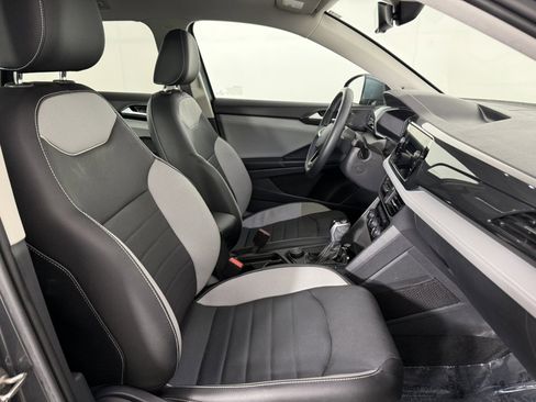 Used 2023 Volkswagen Taos SEL image 10