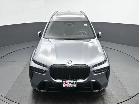 Used 2024 BMW X7 xDrive40i w/ M Sport Package image 37