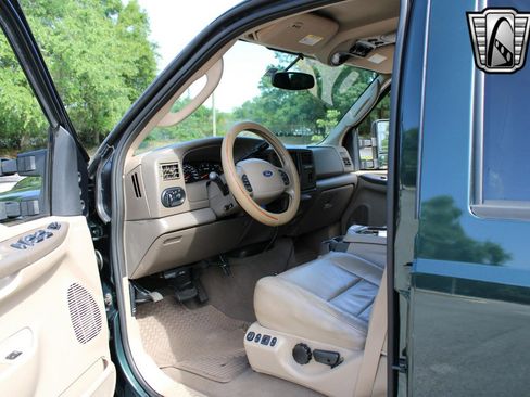 Used 2003 Ford Excursion Limited image 16