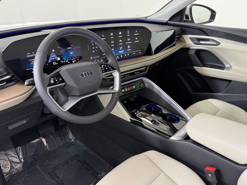 New 2025 Audi Q5 Premium image 4