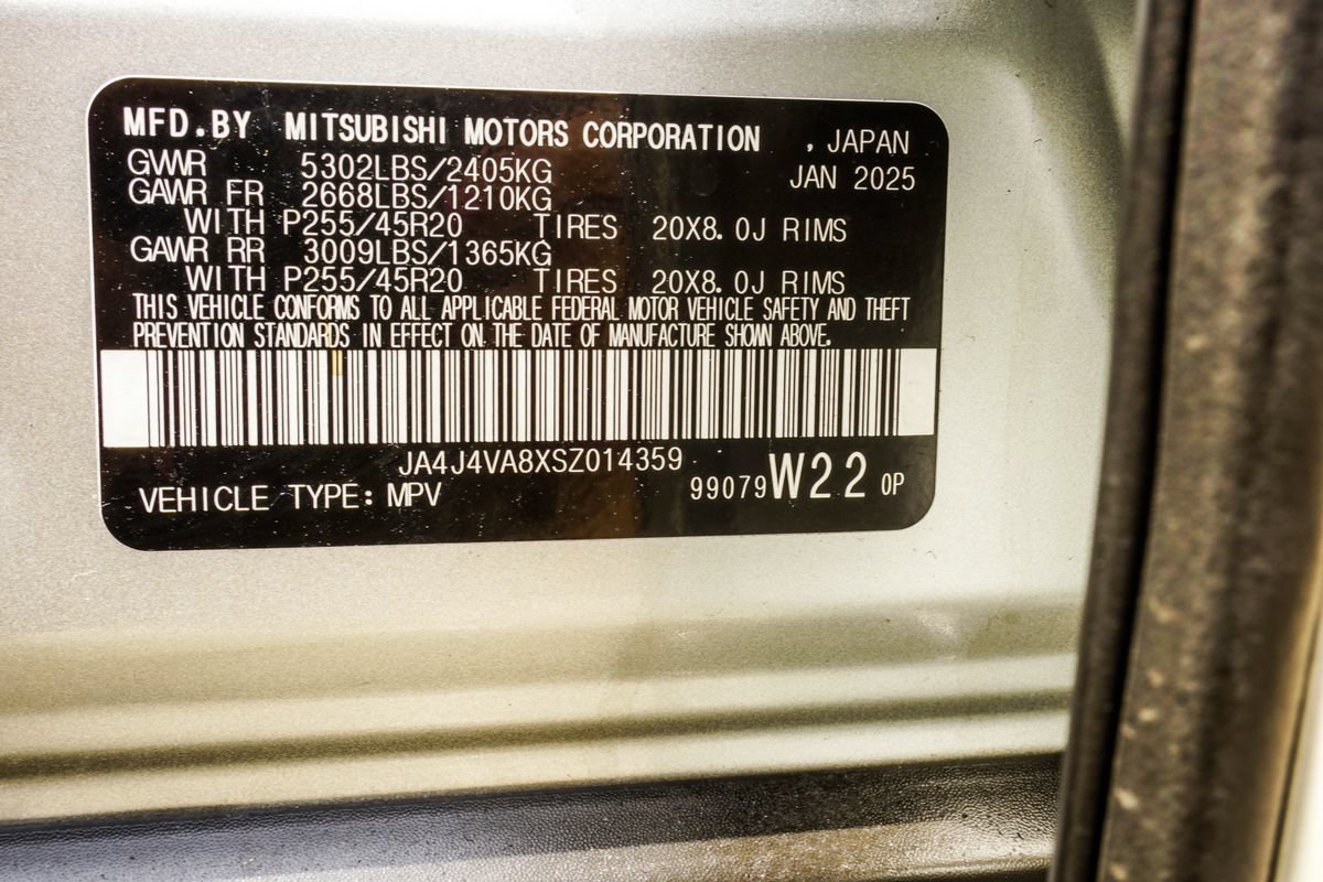 Used 2025 Mitsubishi Outlander SE AWD/4WD image 43