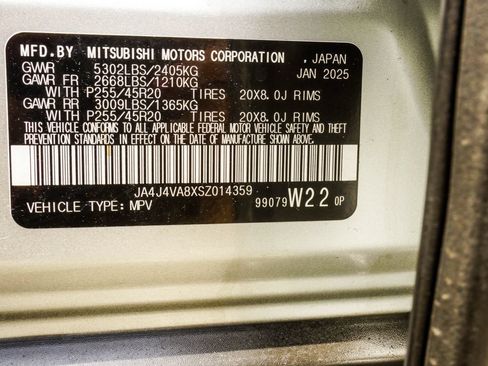 Used 2025 Mitsubishi Outlander SE AWD/4WD image 43