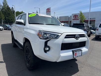 Used 2024 Toyota 4Runner SR5 Premium w/ Moonroof Package