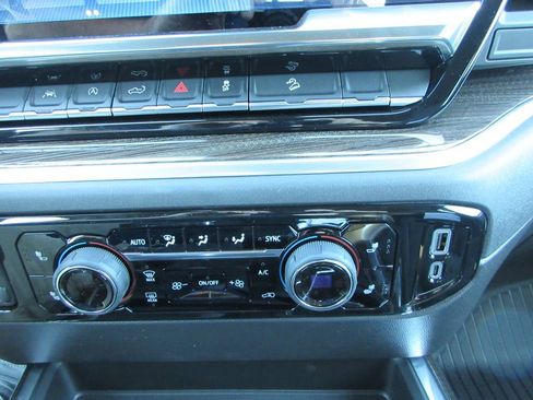 New 2026 Chevrolet Silverado 1500 LT Trail Boss w/ Convenience Package II image 33