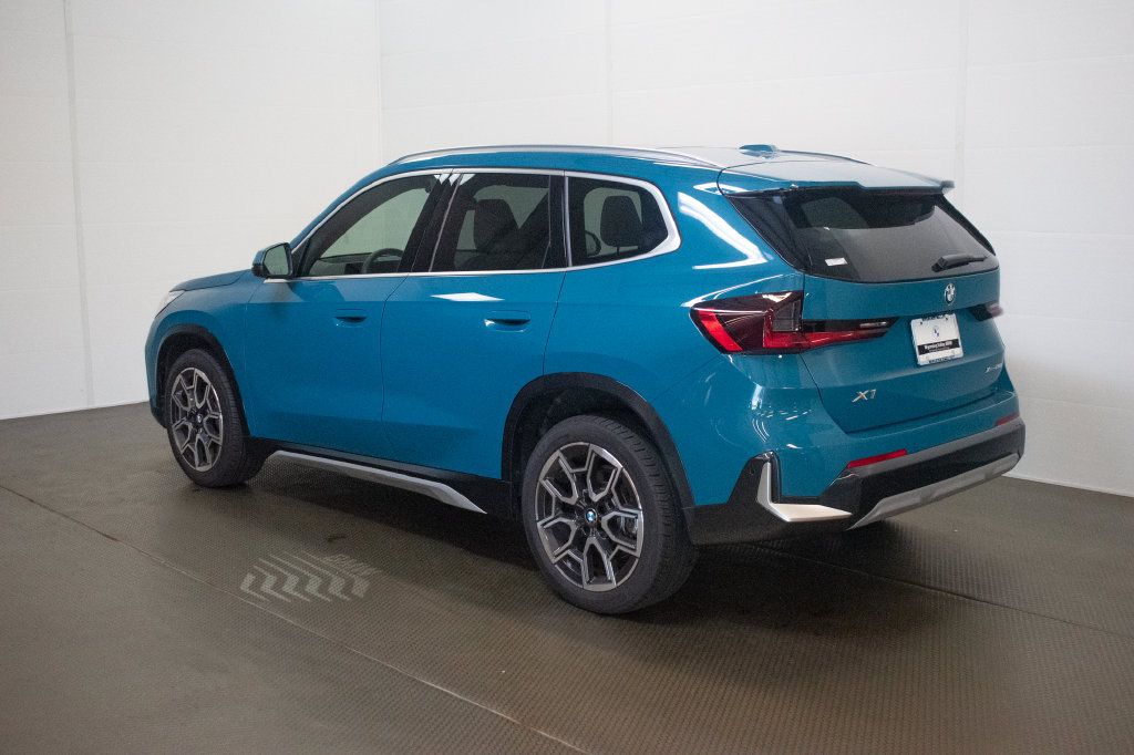 Used 2025 BMW X1 xDrive28i AWD/4WD image 6