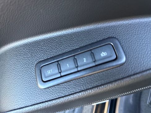 Used 2019 Chevrolet Tahoe Premier image 16