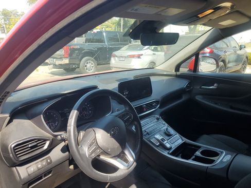 Used 2023 Hyundai Santa Fe SEL FWD image 2