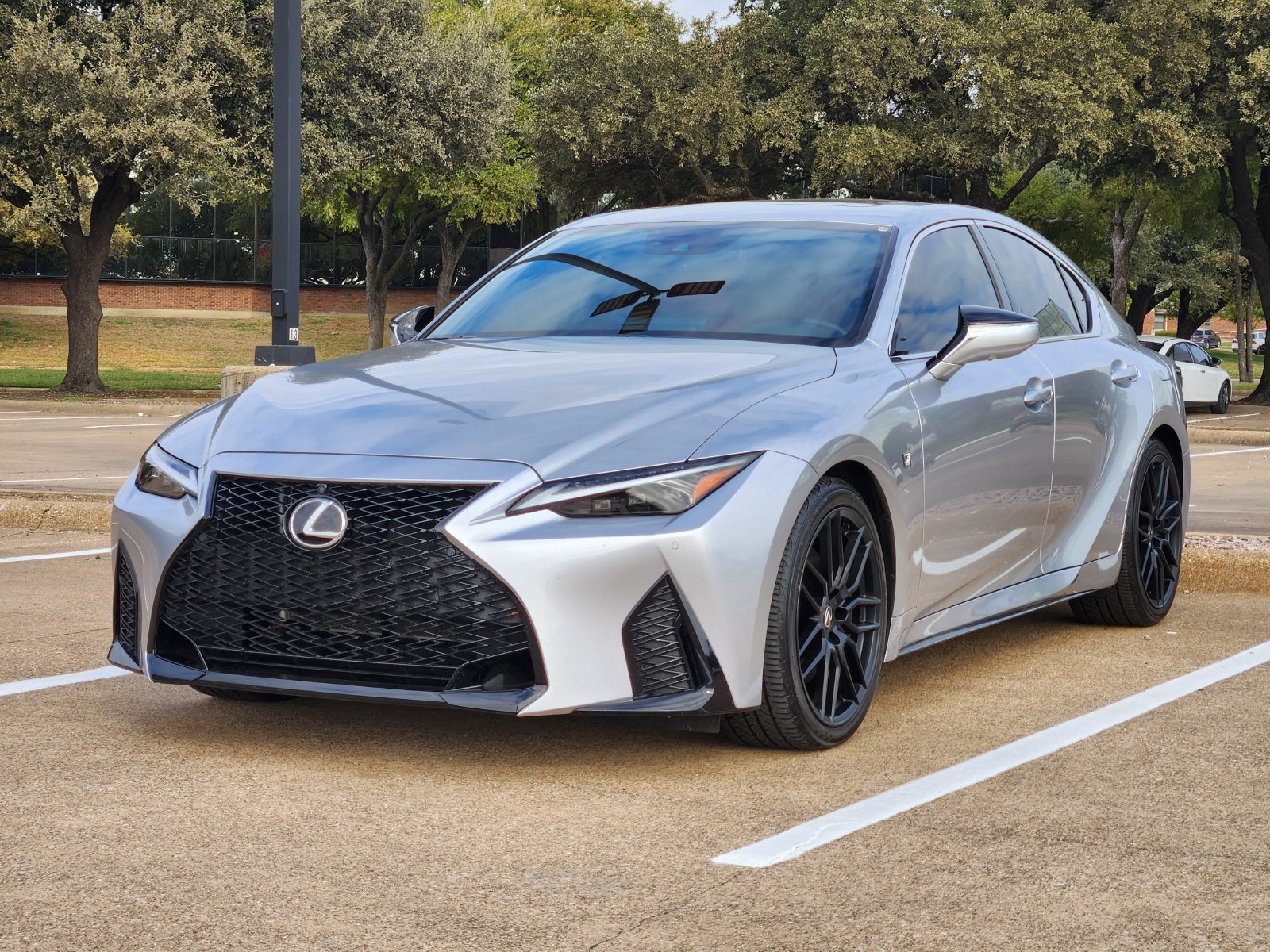 Used 2023 Lexus IS 350 F Sport RWD image 2