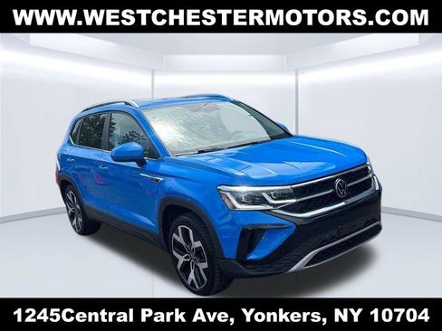 Used 2023 Volkswagen Taos SEL AWD/4WD image 3