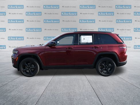 Used 2023 Jeep Grand Cherokee Altitude image 10