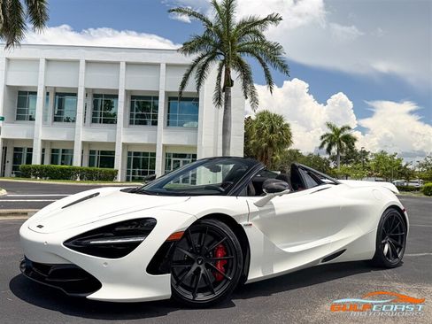 Used 2021 McLaren 720S Performance RWD image 12
