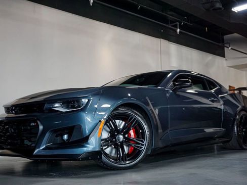 Used 2021 Chevrolet Camaro ZL1 image 84