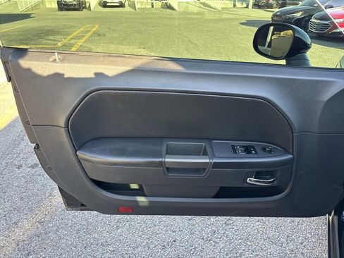 Used 2013 Dodge Challenger R/T image 20