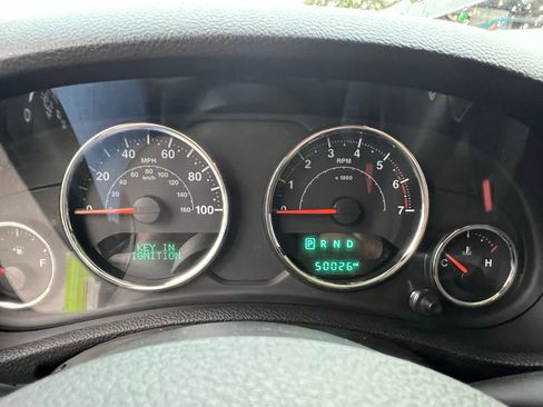 Used 2017 Jeep Wrangler Unlimited Rubicon w/ Connectivity Group image 20