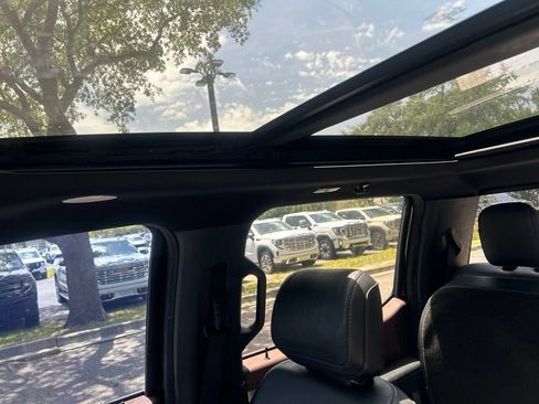 Used 2021 Ford F150 Lariat w/ Equipment Group 502A High AWD/4WD image 12