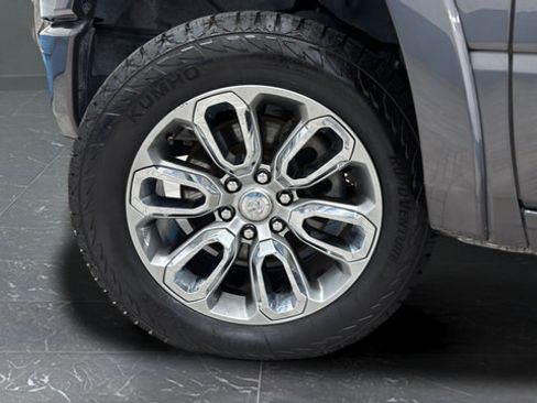 Used 2021 RAM 1500 Laramie AWD/4WD image 36