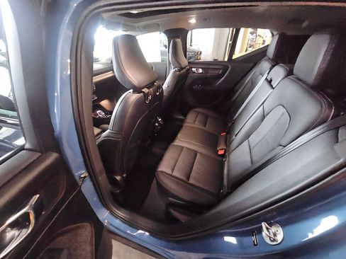 Certified 2023 Volvo XC40 B5 Plus w/ Protection Package Premier AWD/4WD image 14