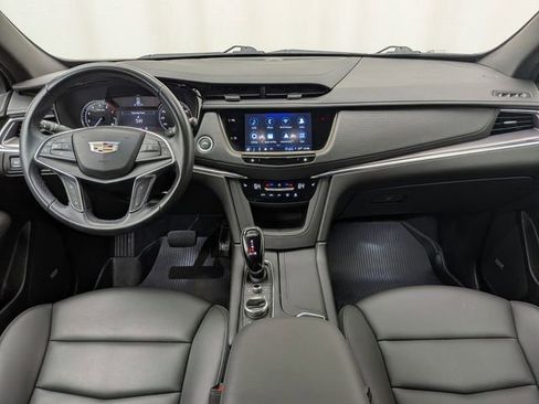 Certified 2023 Cadillac XT5 Luxury w/ LPO, Floor Liner Package AWD/4WD image 22