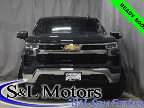 Used 2025 Chevrolet Silverado 1500 LT image 5