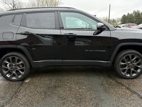 Used 2021 Jeep Compass Latitude AWD/4WD image 11