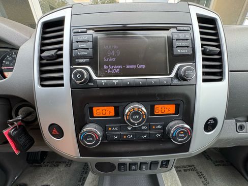 Used 2017 Nissan Frontier SV w/ SV Value Truck Package RWD image 19