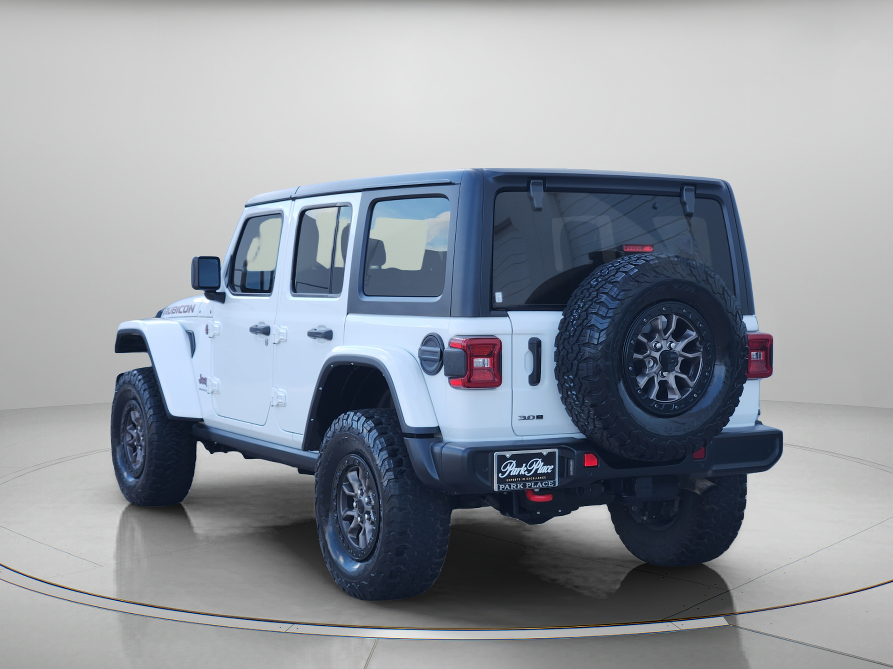 Used 2023 Jeep Wrangler Unlimited Rubicon AWD/4WD image 3