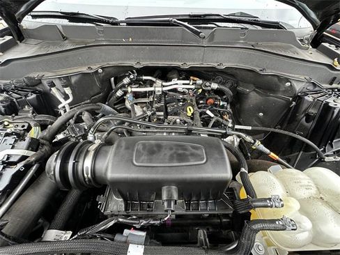 Certified 2022 Ford Explorer XLT w/ Equipment Group 202A image 32