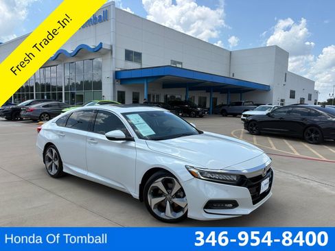 Certified 2018 Honda Accord Touring image 1