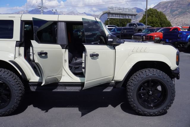 Used 2025 Ford Bronco Raptor AWD/4WD image 24